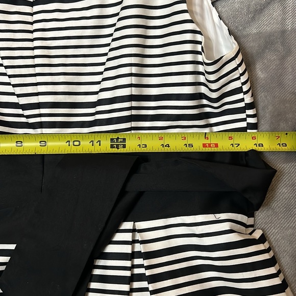 AB Studios, Fit & Flare stripped dress, size 16. - Picture 4 of 4
